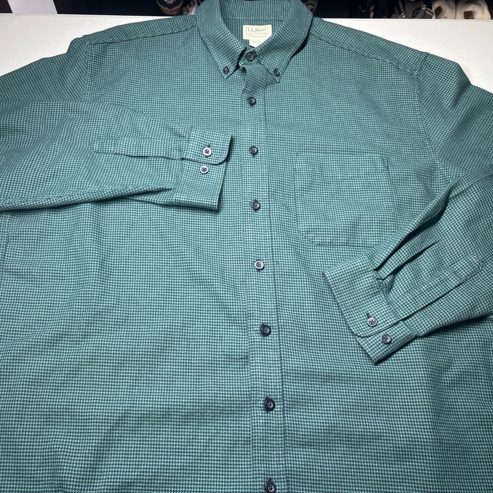 Vintage L.L. Bean Houndstooth Green Checkered Flannel Size XLT, Traditional Fit